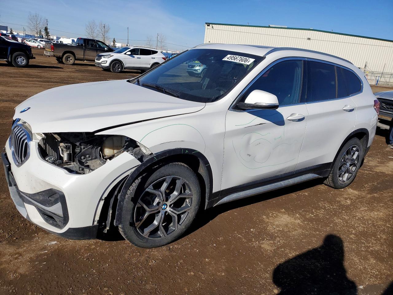 2021 BMW X1 xDrive28I - zdjęcie główne