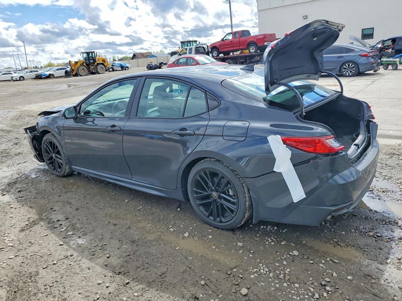 2025 Toyota Camry Se - zdjęcie 2