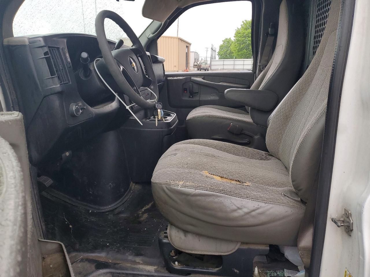 2013 Chevrolet Express G1500 - zdjęcie 7