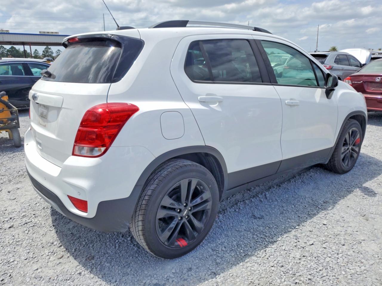 2020 Chevrolet Trax 1Lt - zdjęcie 3