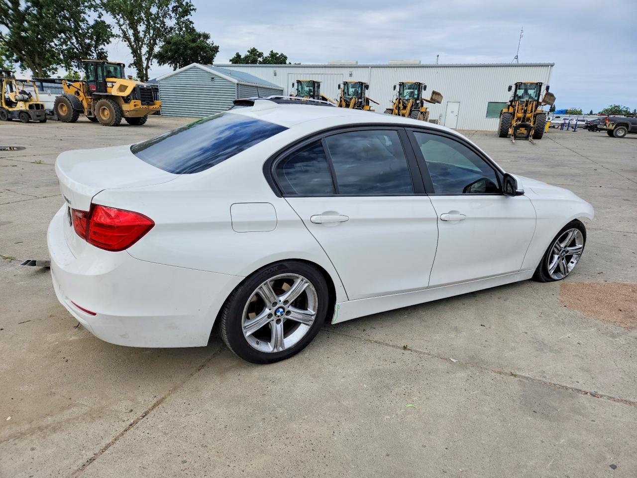 2014 BMW 328 I Sulev - zdjęcie 3