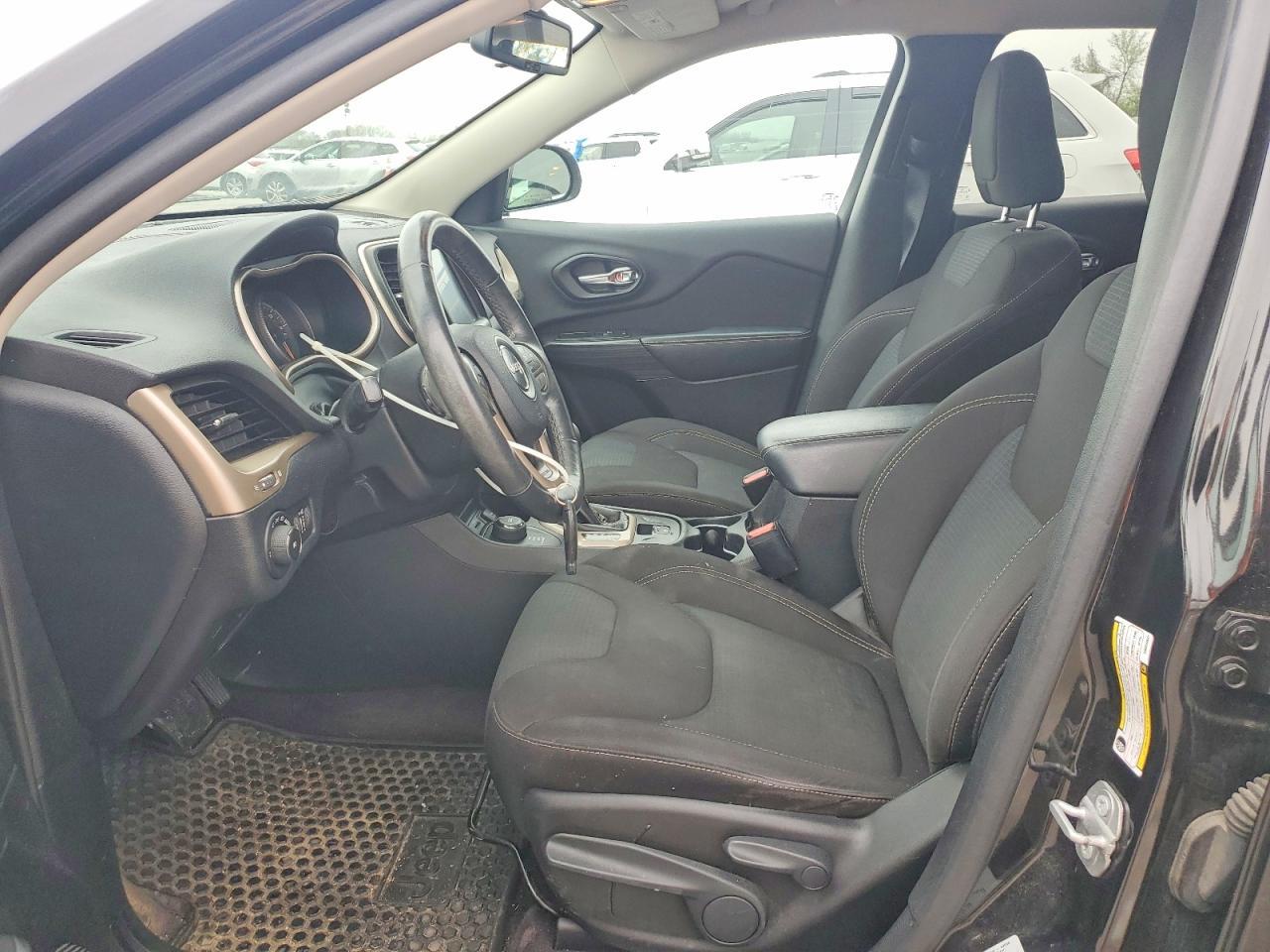 2016 Jeep Cherokee Latitude - zdjęcie 7