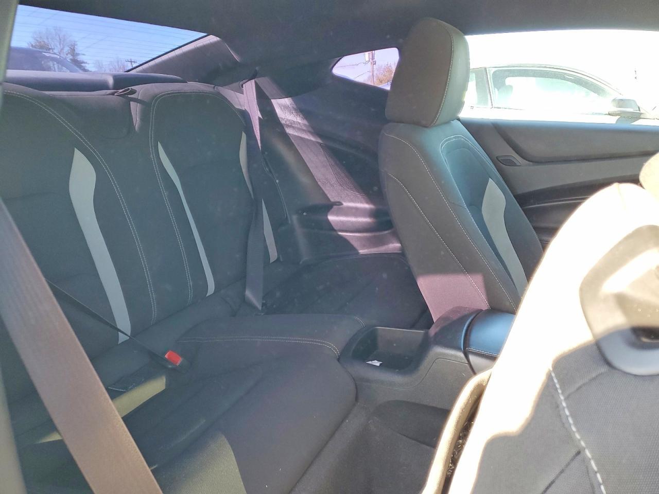 2020 Chevrolet Camaro Ls - zdjęcie 10