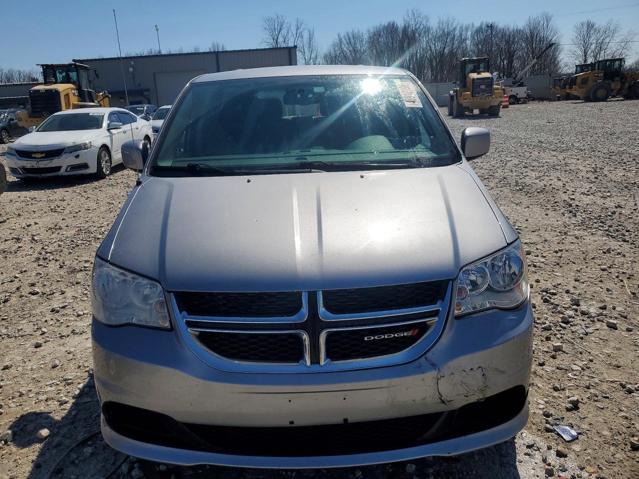 2017 Dodge Grand Caravan Se - zdjęcie 5