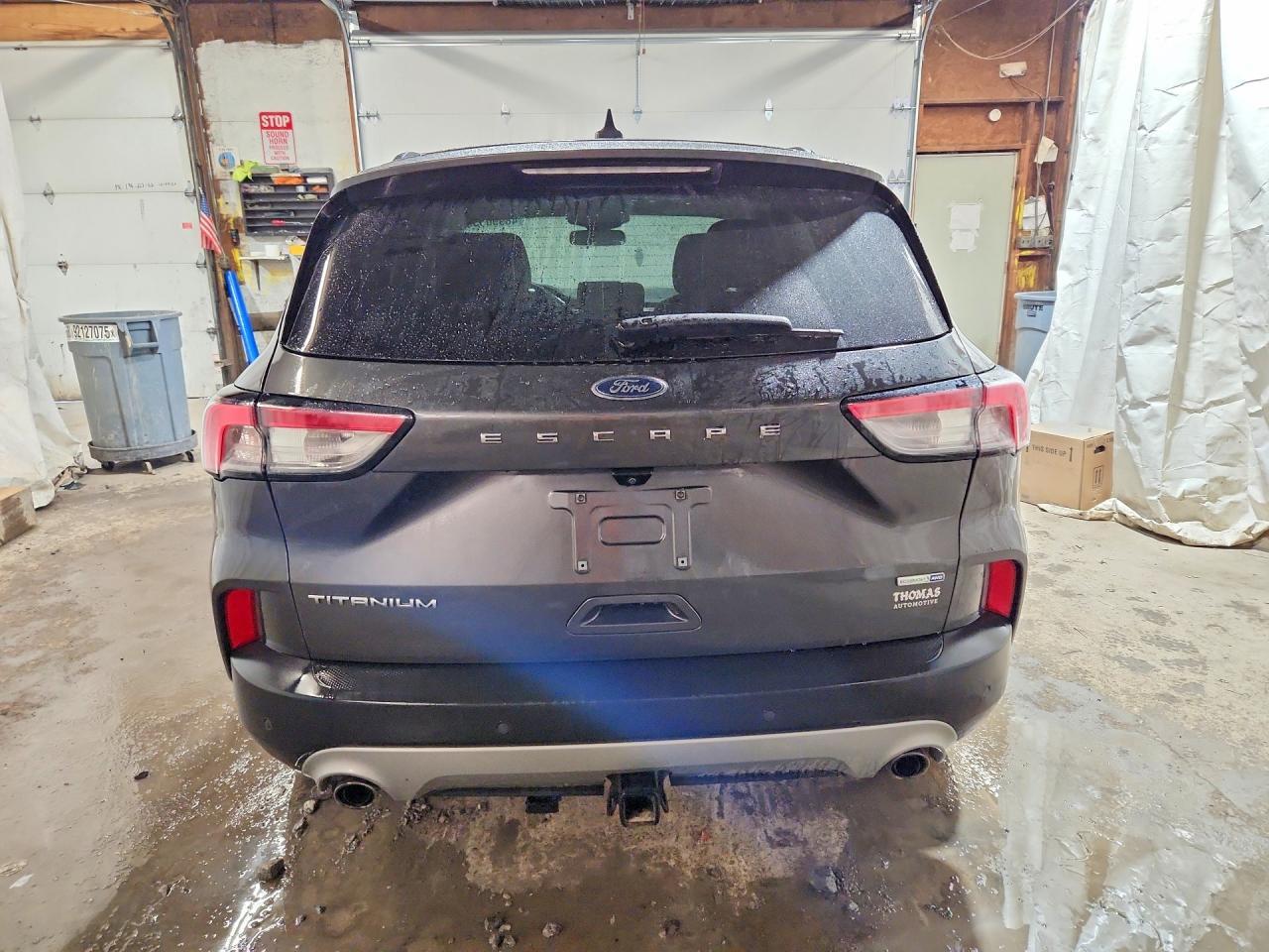 2020 Ford Escape Titanium - zdjęcie 6