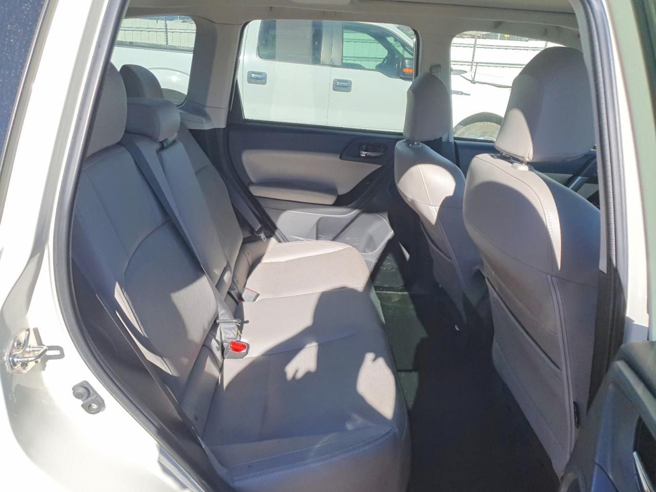 2018 Subaru Forester 2.5I Limited - zdjęcie 10