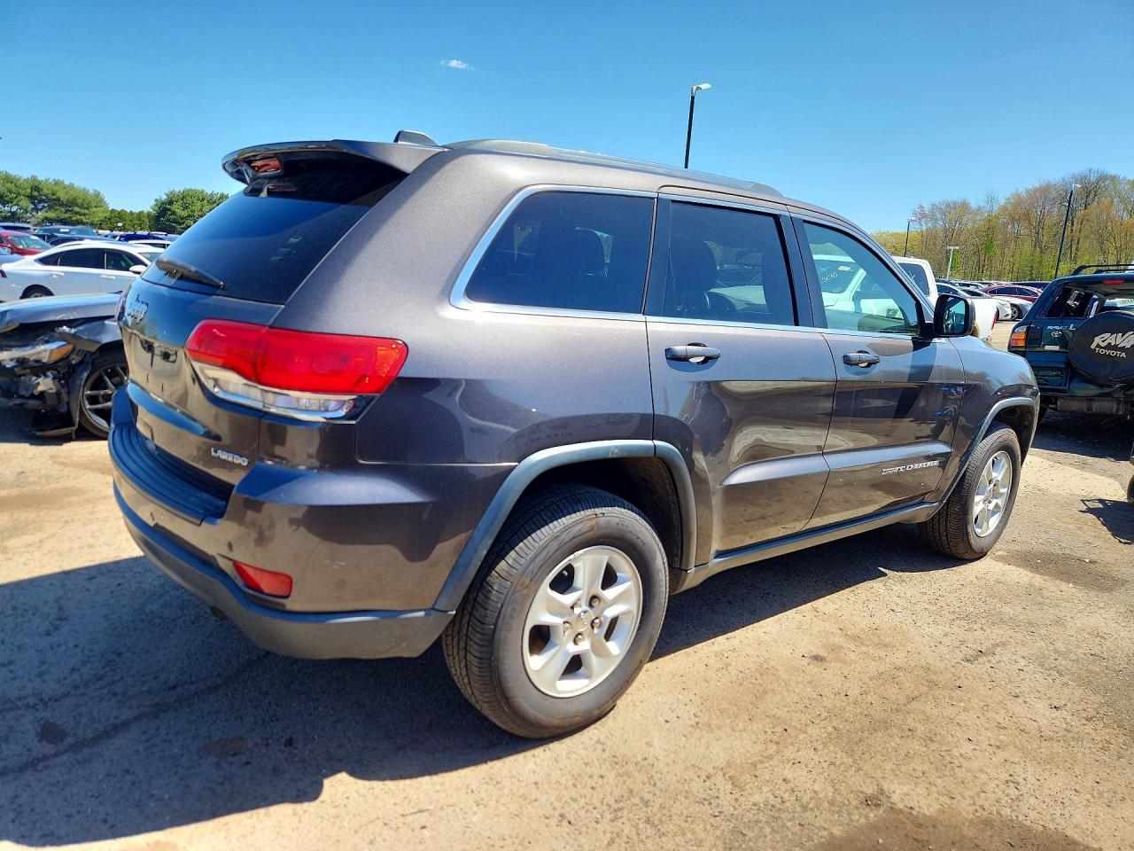 2016 Jeep Grand Cherokee Laredo - zdjęcie 3