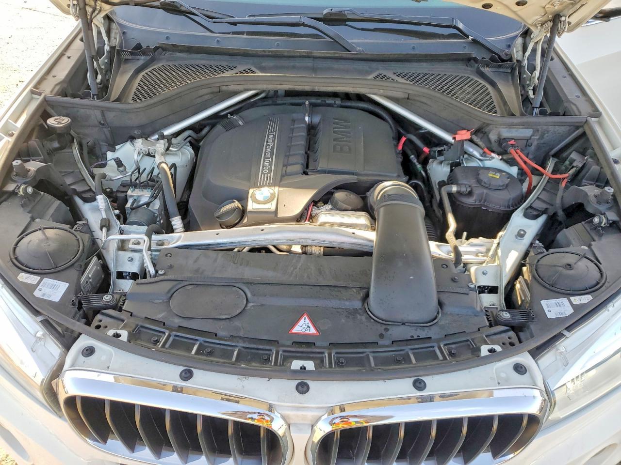 2014 BMW X5 Sdrive35I - zdjęcie 12