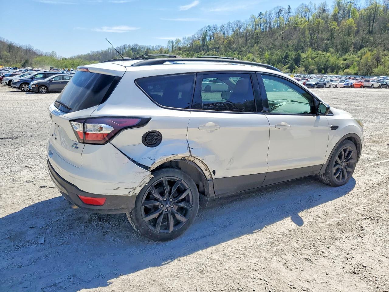 2017 Ford Escape Se - zdjęcie 3