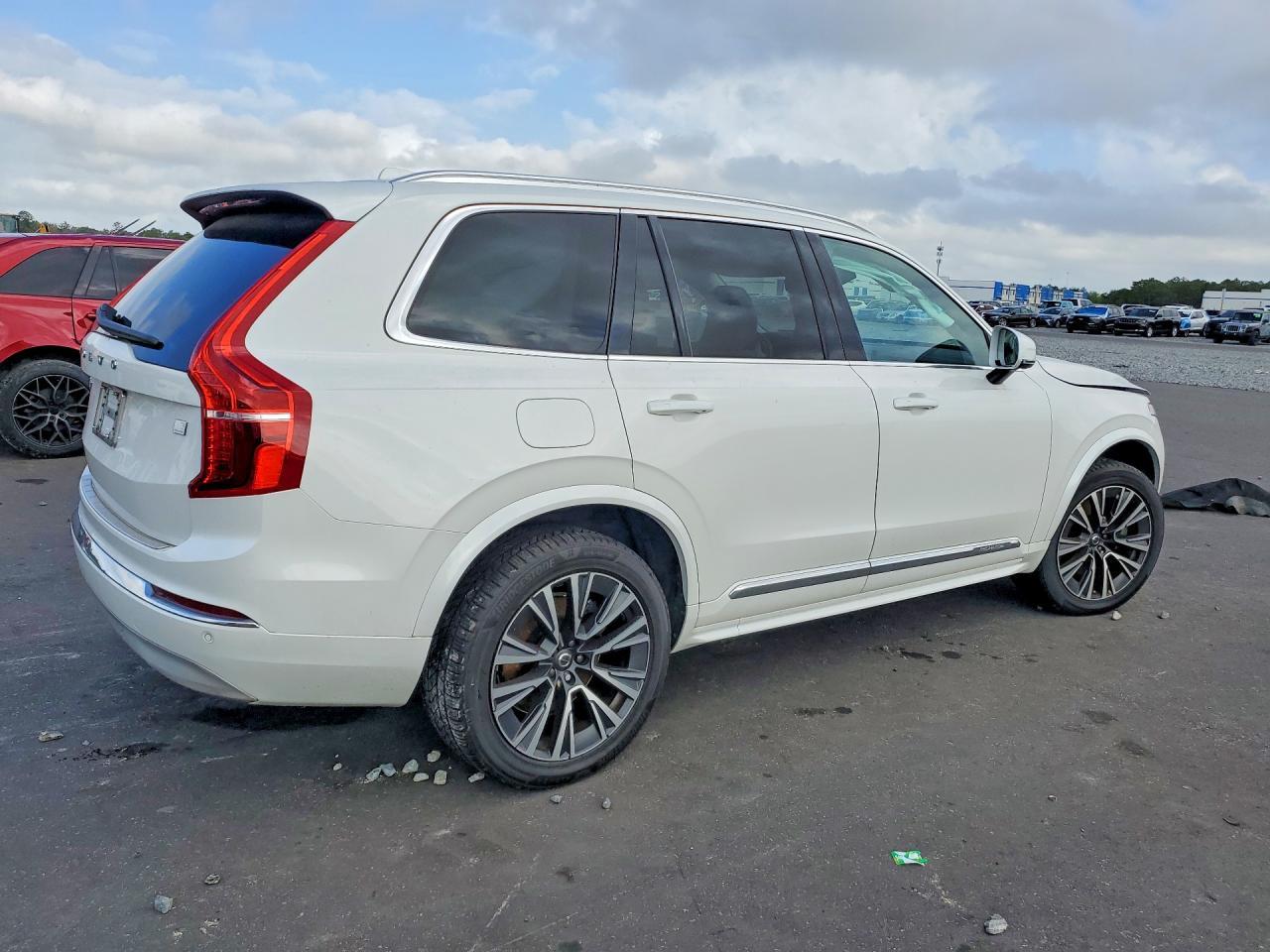 2022 Volvo Xc90 T8 Recharge Inscription Expres - zdjęcie 3