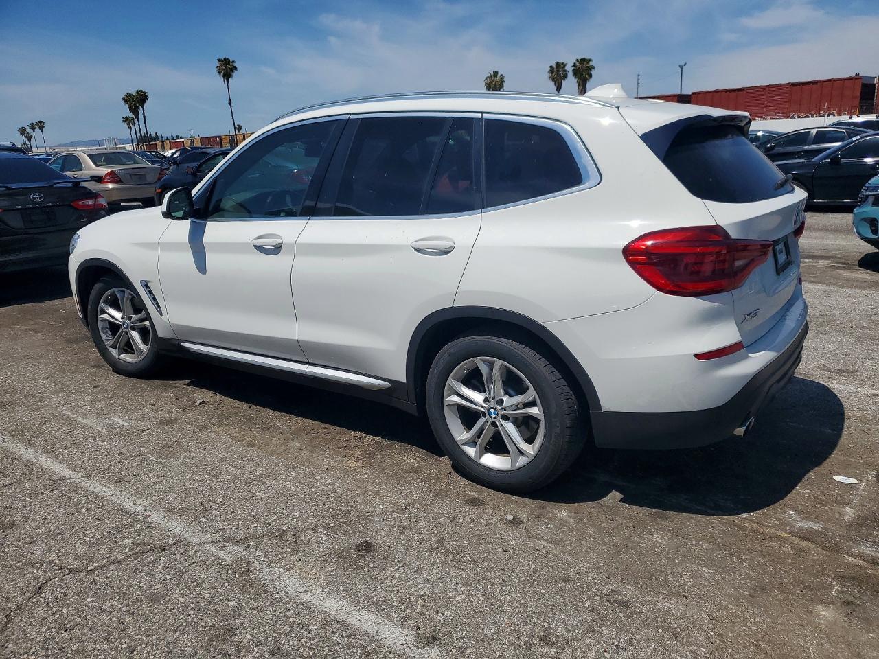 2019 BMW X3 Sdrive30I - zdjęcie 2