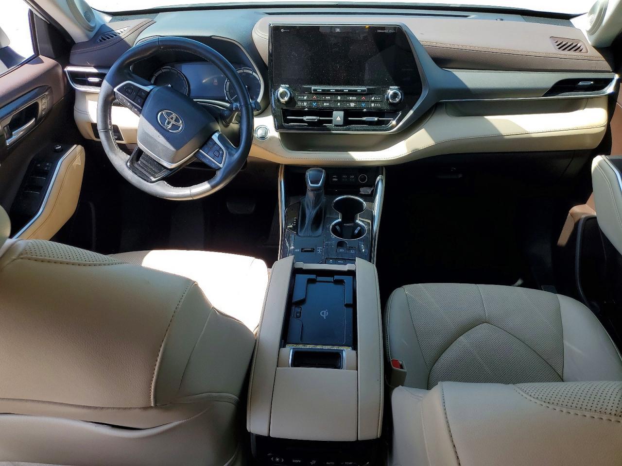2022 Toyota Highlander Hybrid Platinum - zdjęcie 8