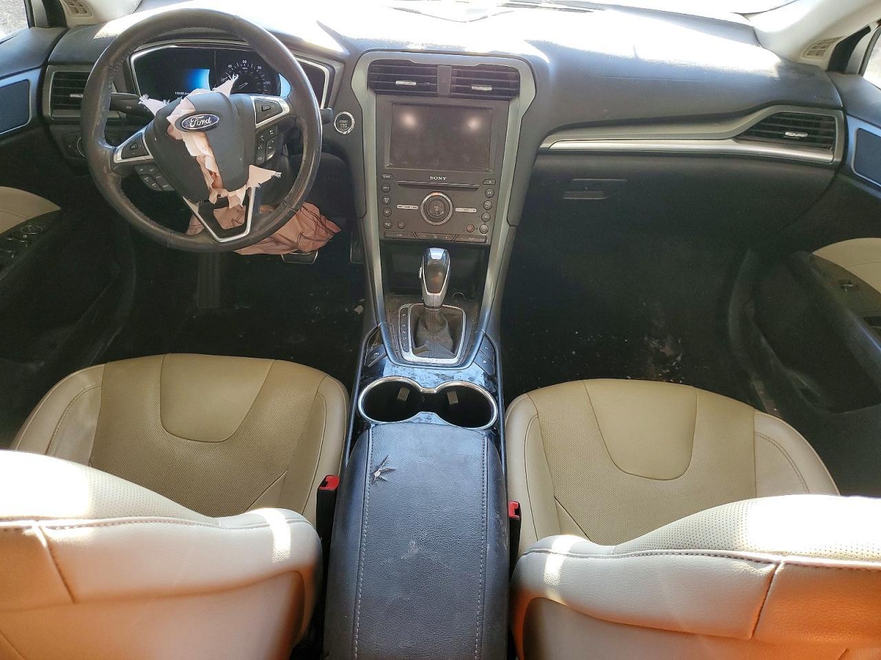 2016 Ford Fusion Titanium Phev - zdjęcie 8