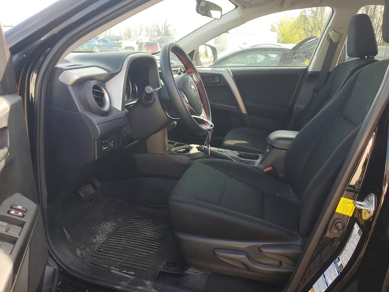 2016 Toyota Rav4 Le - zdjęcie 7