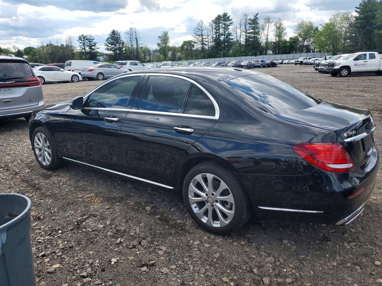2017 Mercedes-Benz E 300 4Matic - zdjęcie 2