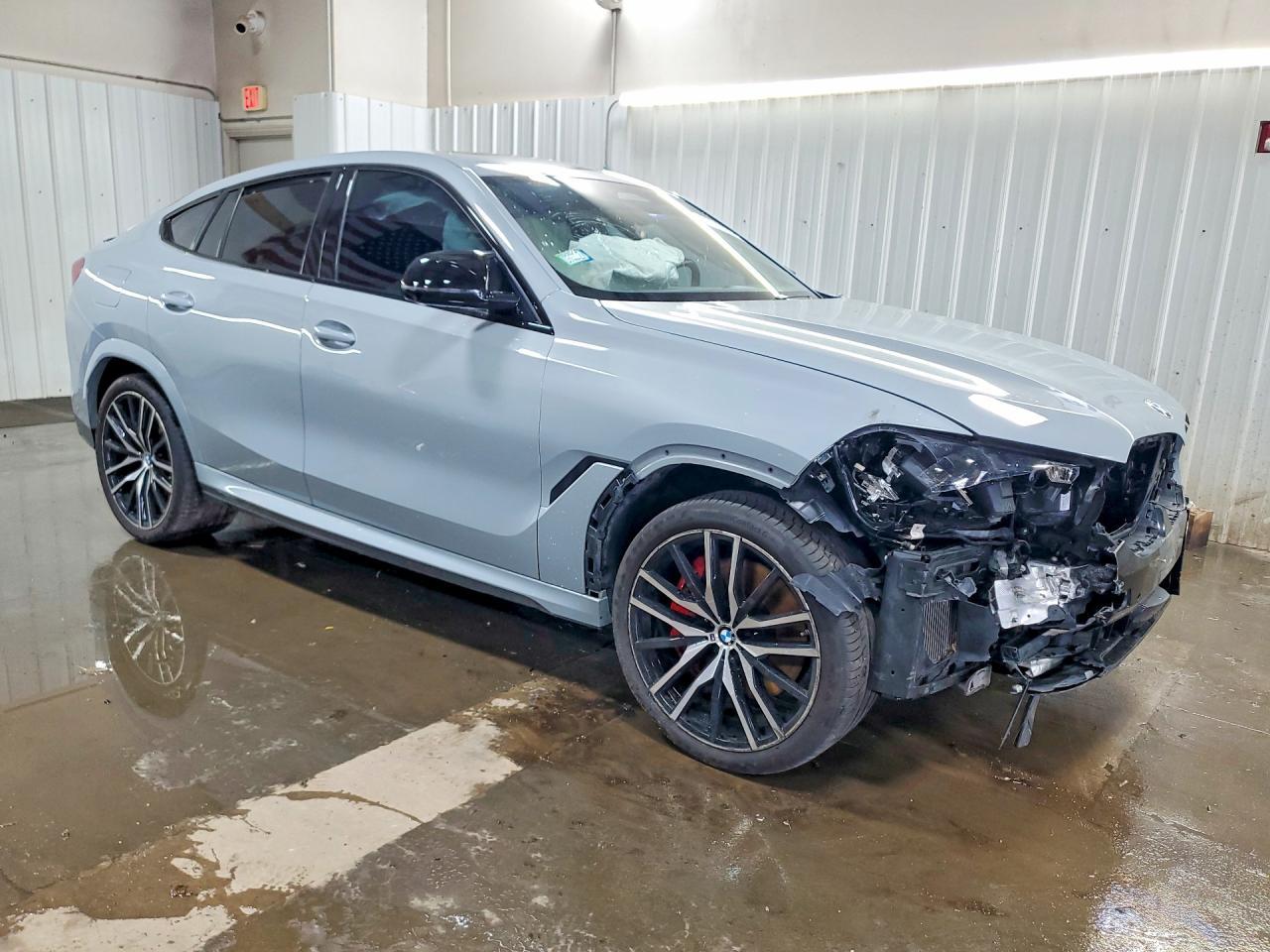 2024 BMW X6 M60I - zdjęcie 4