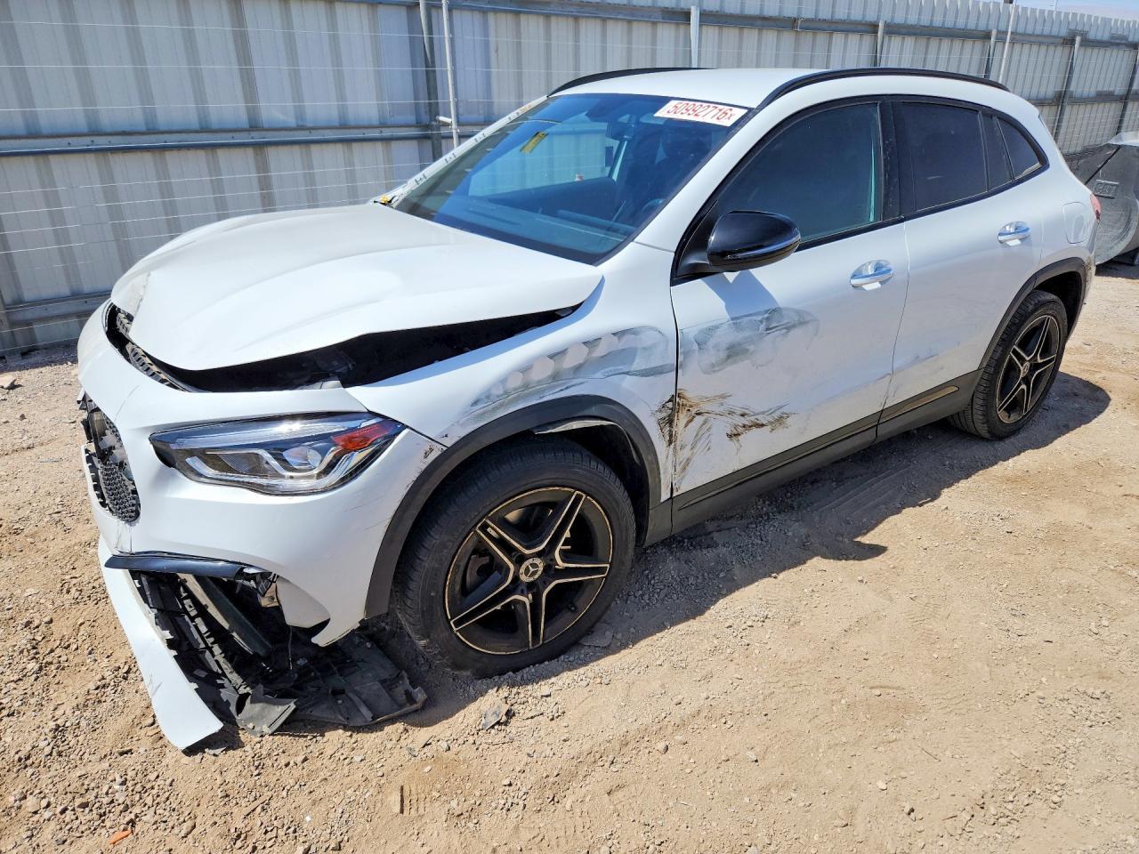 2022 Mercedes-Benz Gla 250 - zdjęcie główne