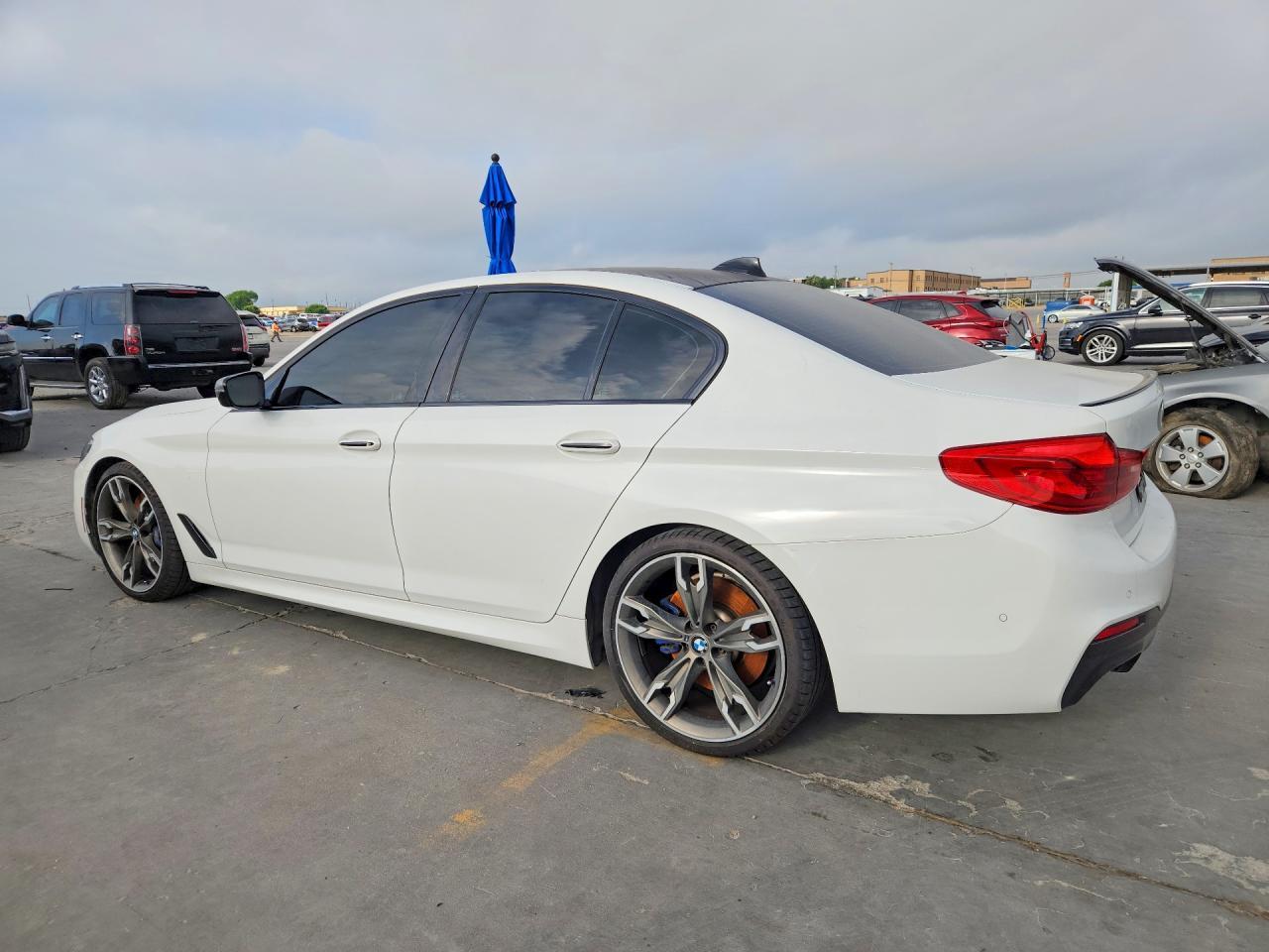 2018 BMW M550Xi - zdjęcie 2