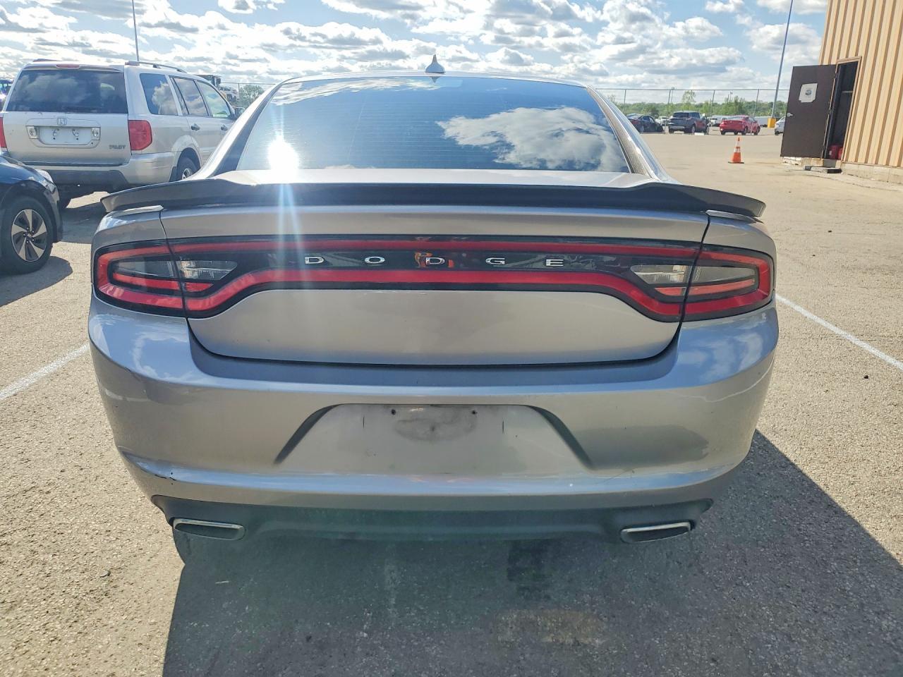 2017 Dodge Charger Sxt - zdjęcie 6