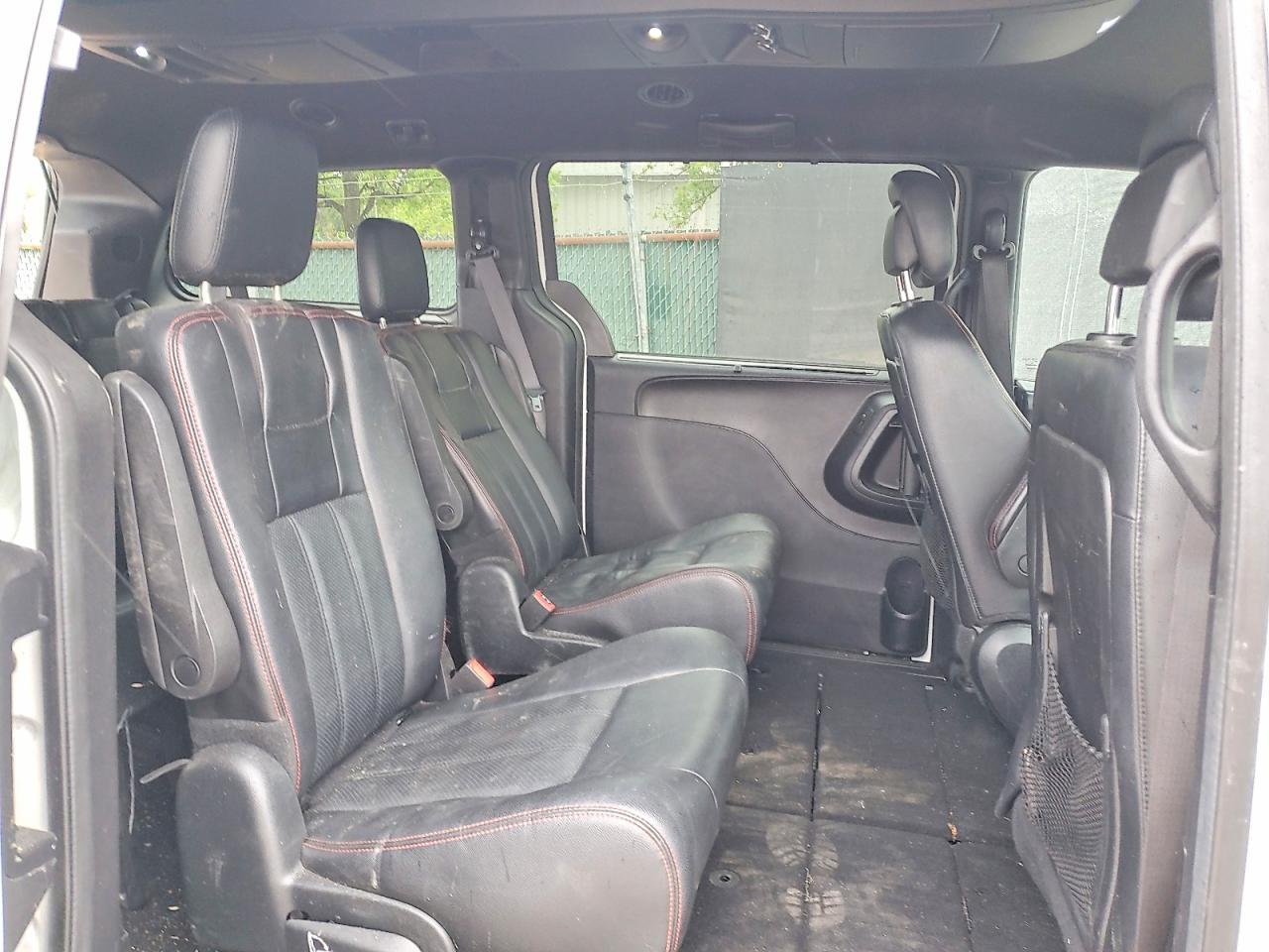 2019 Dodge Grand Caravan Gt - zdjęcie 11
