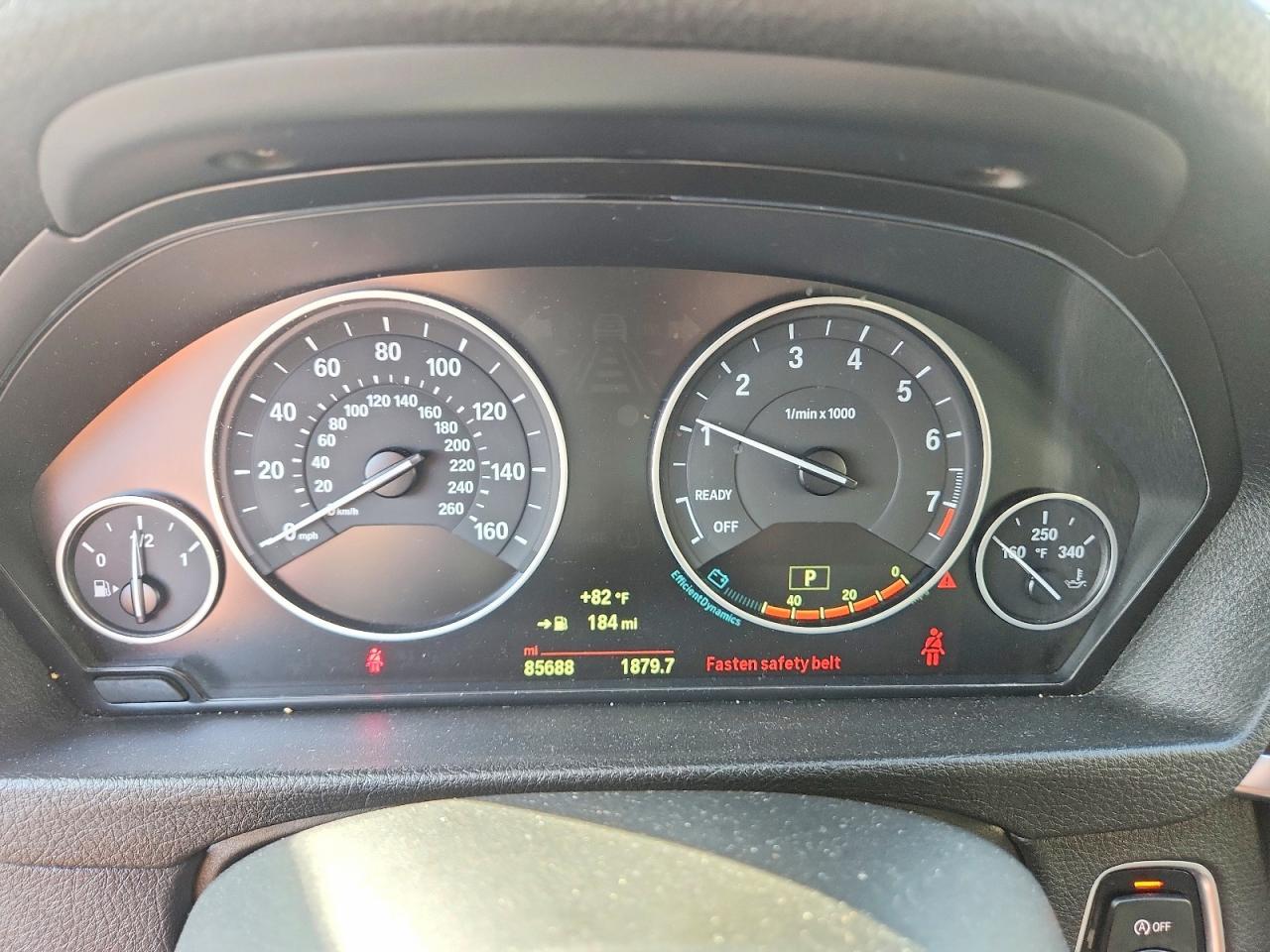 2015 BMW Seria 3 328i - zdjęcie 9