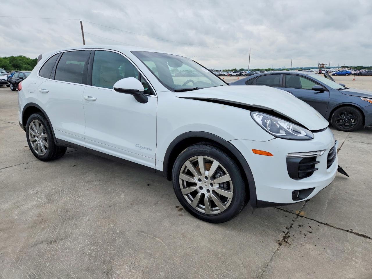 2016 Porsche Cayenne - zdjęcie 4
