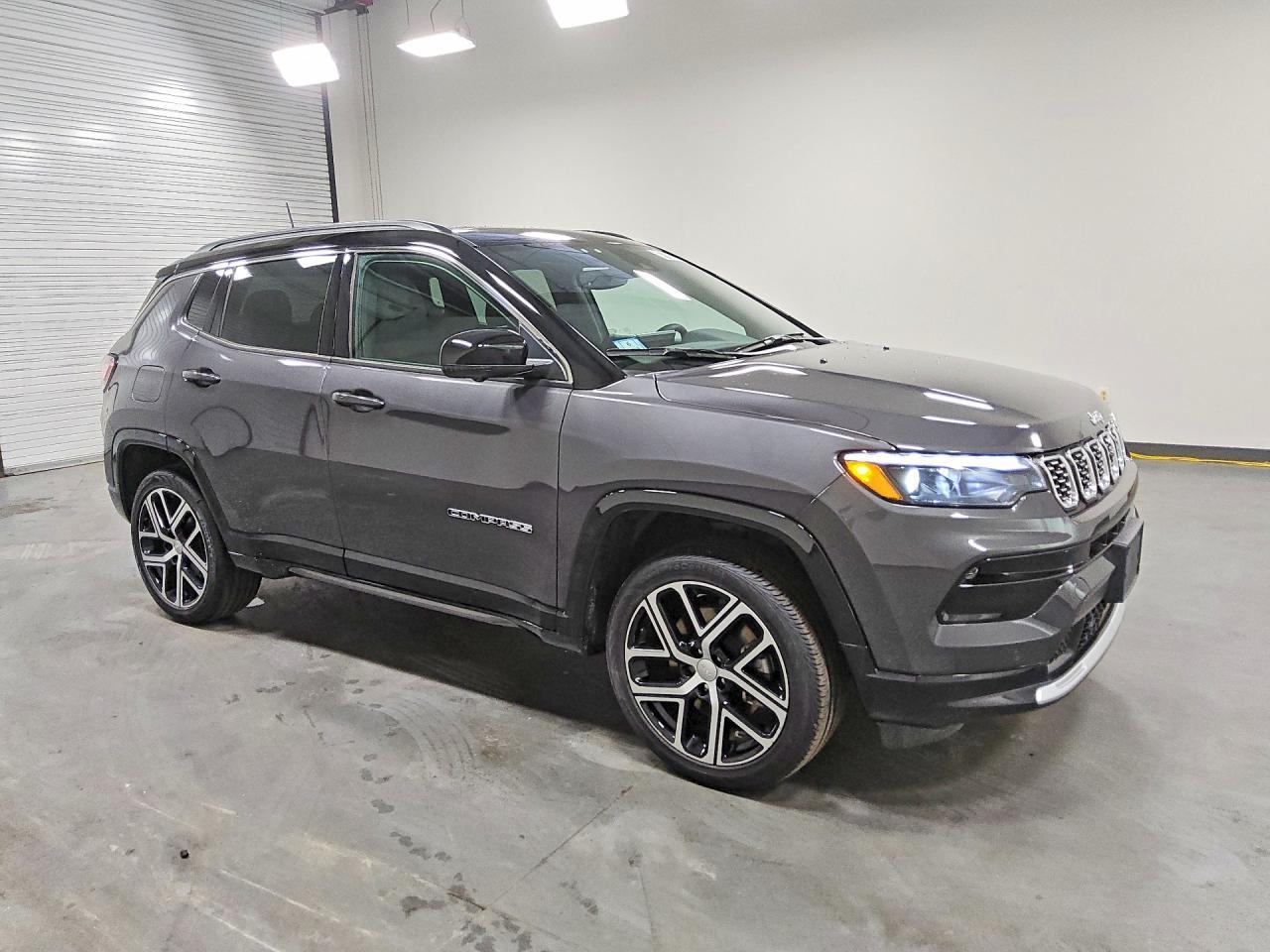 2024 Jeep Compass Limited - zdjęcie 4