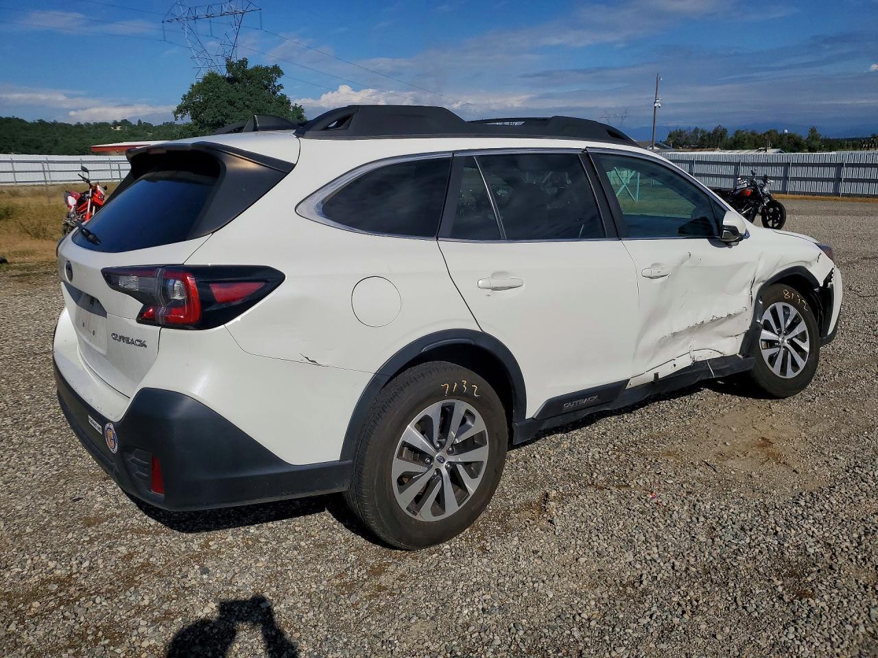 2022 Subaru Outback Premium - zdjęcie 3