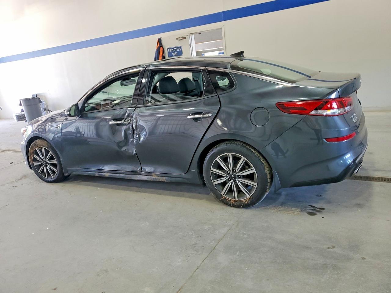 2019 Kia Optima Ex - zdjęcie 2