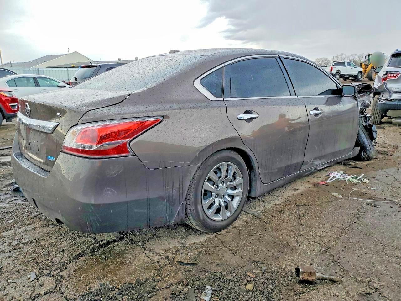 2014 Nissan Altima 2.5 S - zdjęcie 3