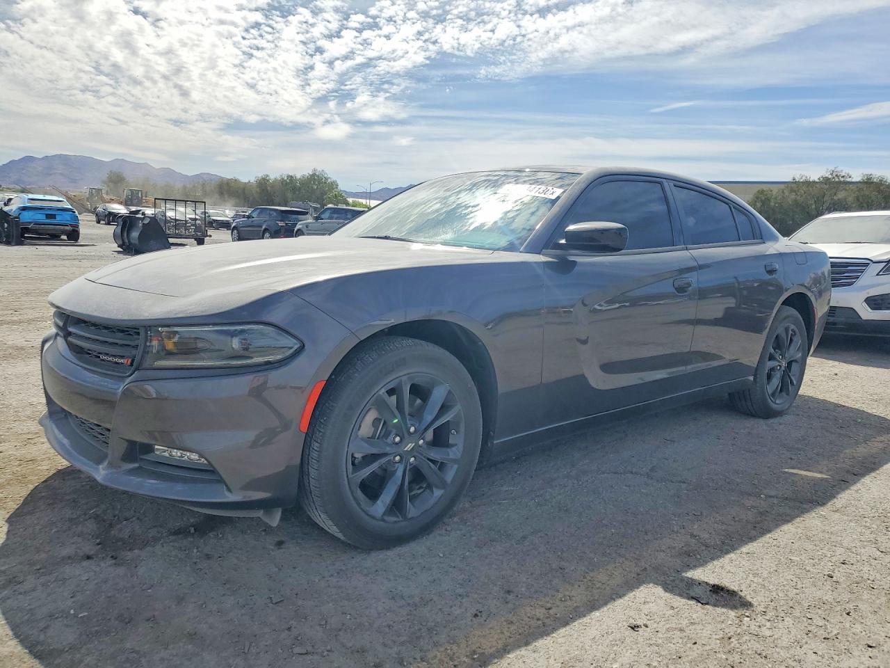 2023 Dodge Charger Sxt - zdjęcie główne