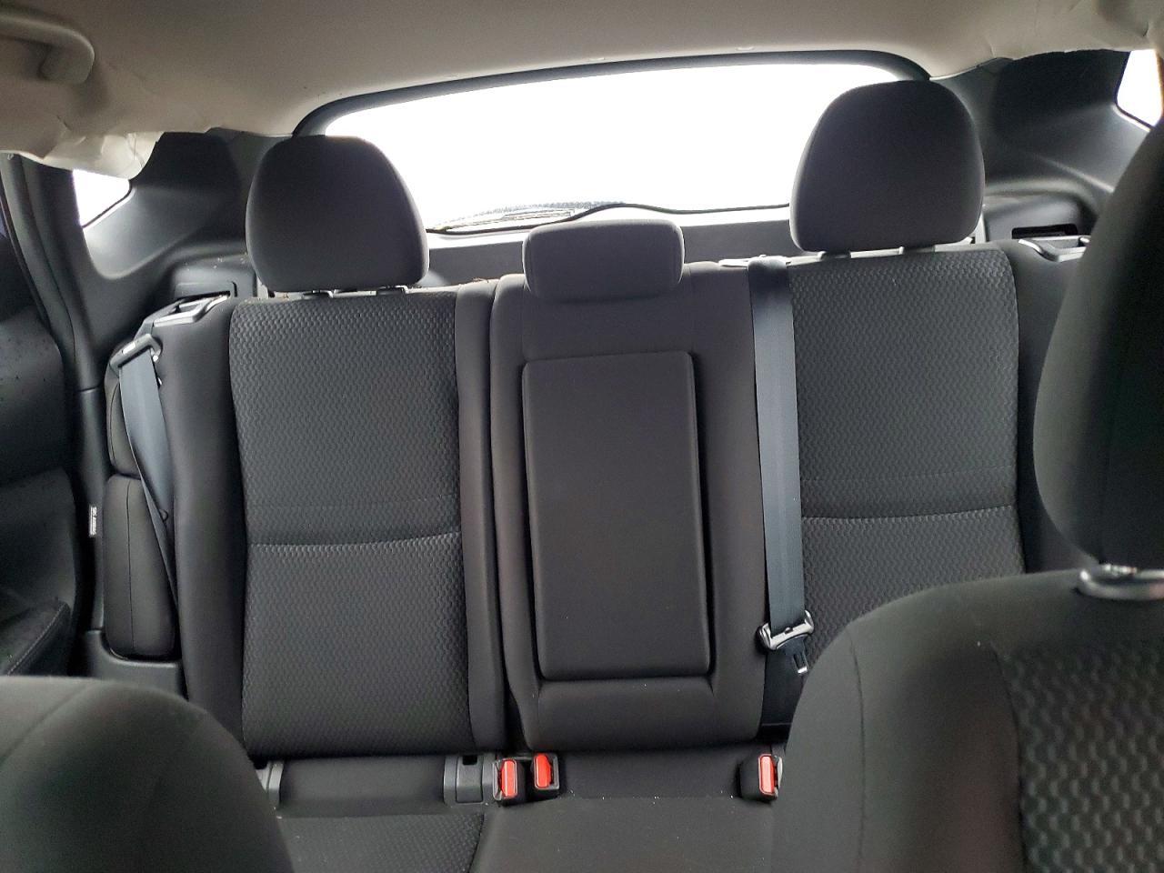 2022 Nissan Rogue Sport S - zdjęcie 10