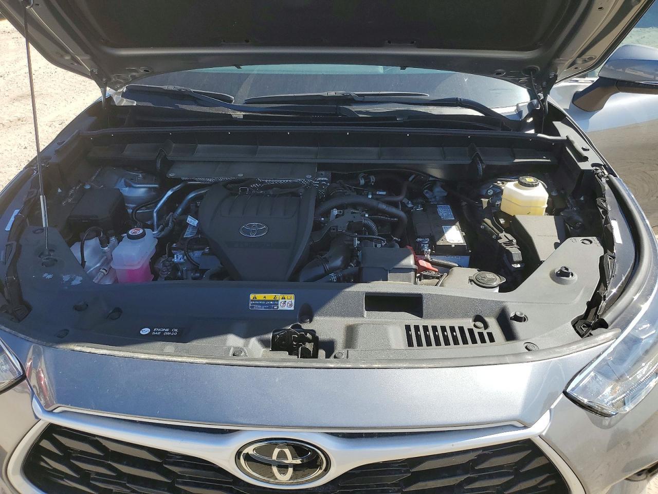 2025 Toyota Highlander Xle - zdjęcie 12
