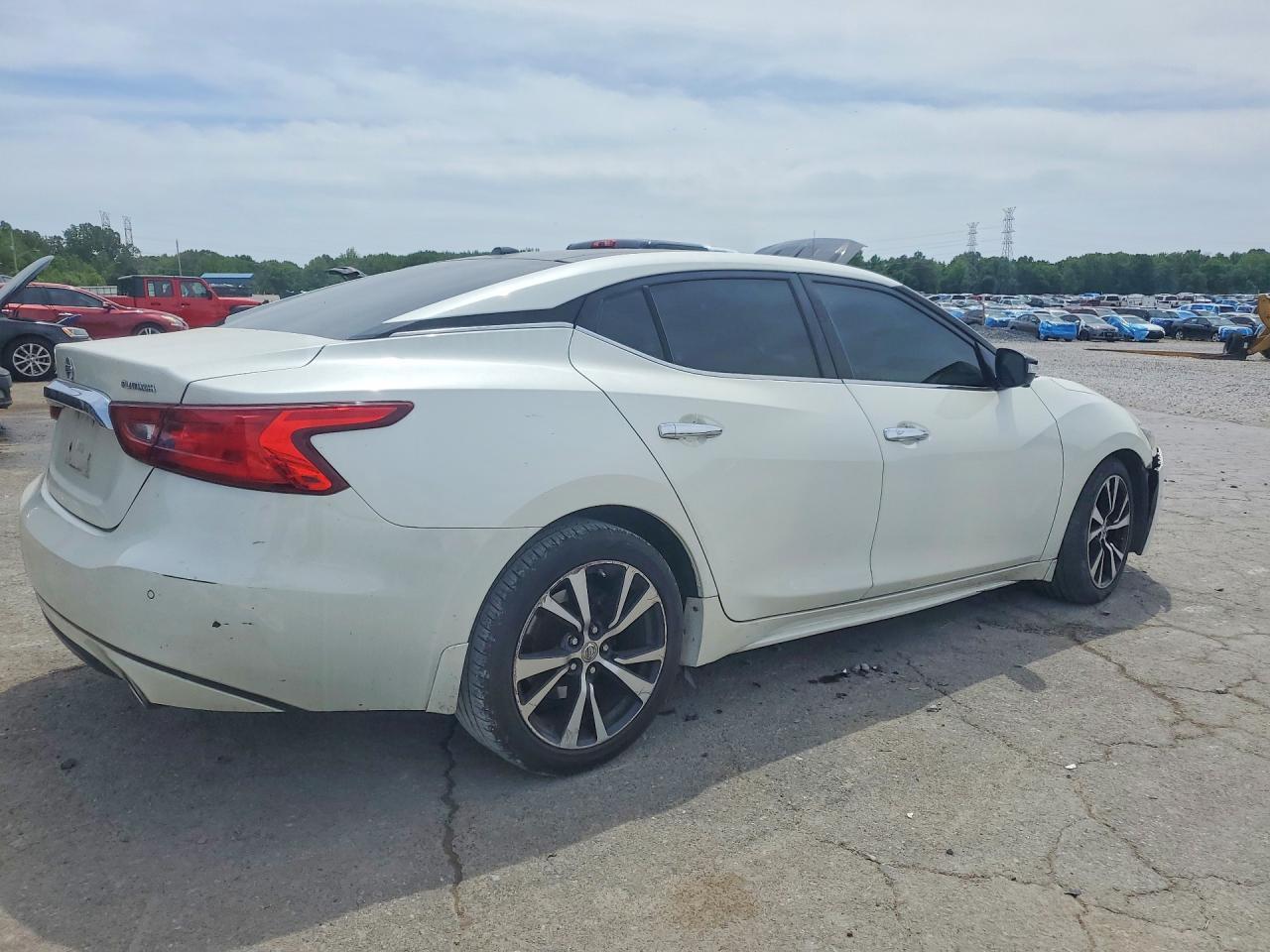2018 Nissan Maxima Platinum - zdjęcie 3