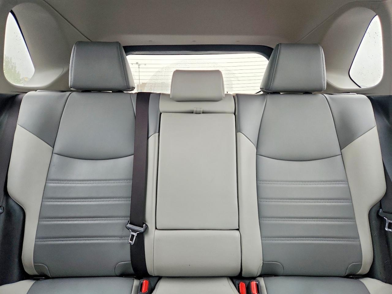 2023 Toyota Rav4 Xle Premium - zdjęcie 10