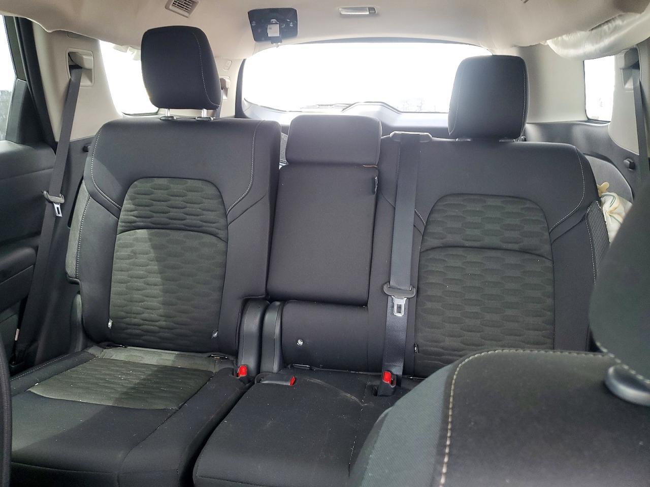 2025 Nissan Pathfinder Sv - zdjęcie 10