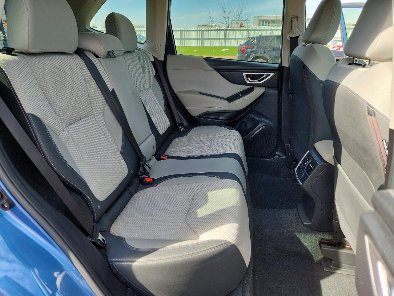 2020 Subaru Forester Premium - zdjęcie 10