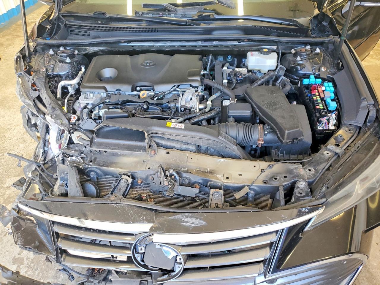 2019 Toyota Avalon Hybrid Limited - zdjęcie 11