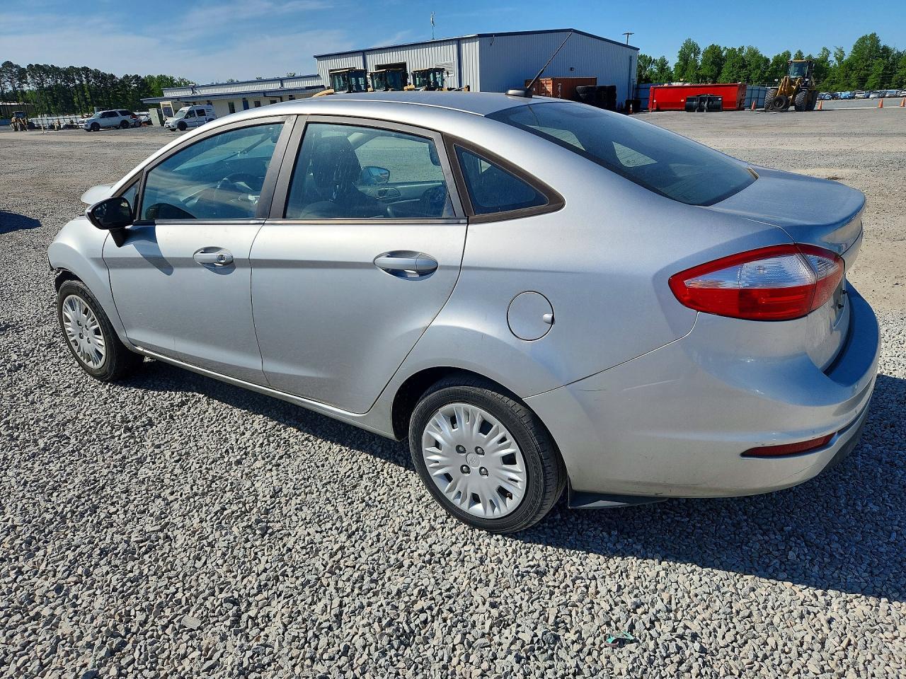 2019 Ford Fiesta S - zdjęcie 2