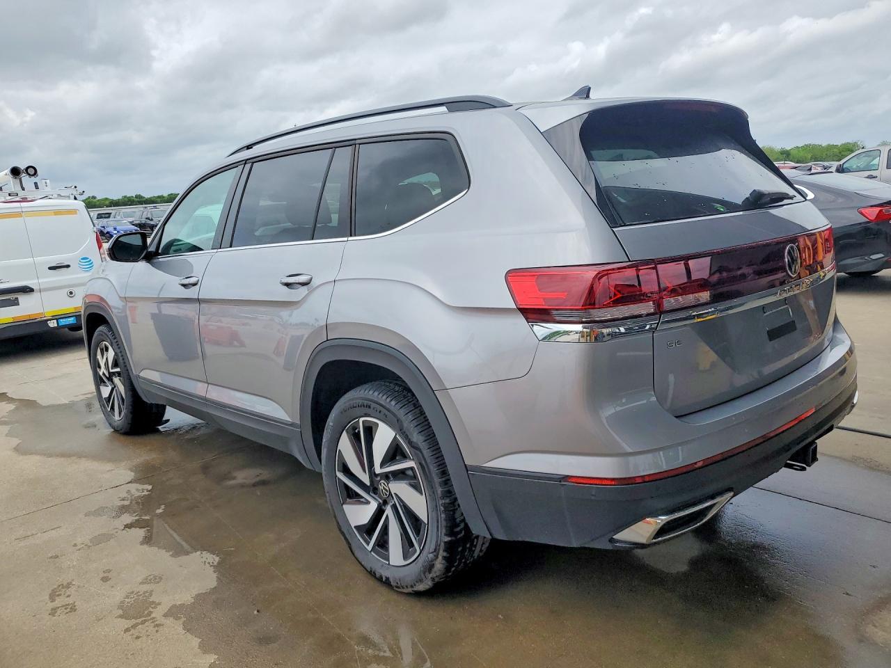 2025 Volkswagen Atlas Se - zdjęcie 2