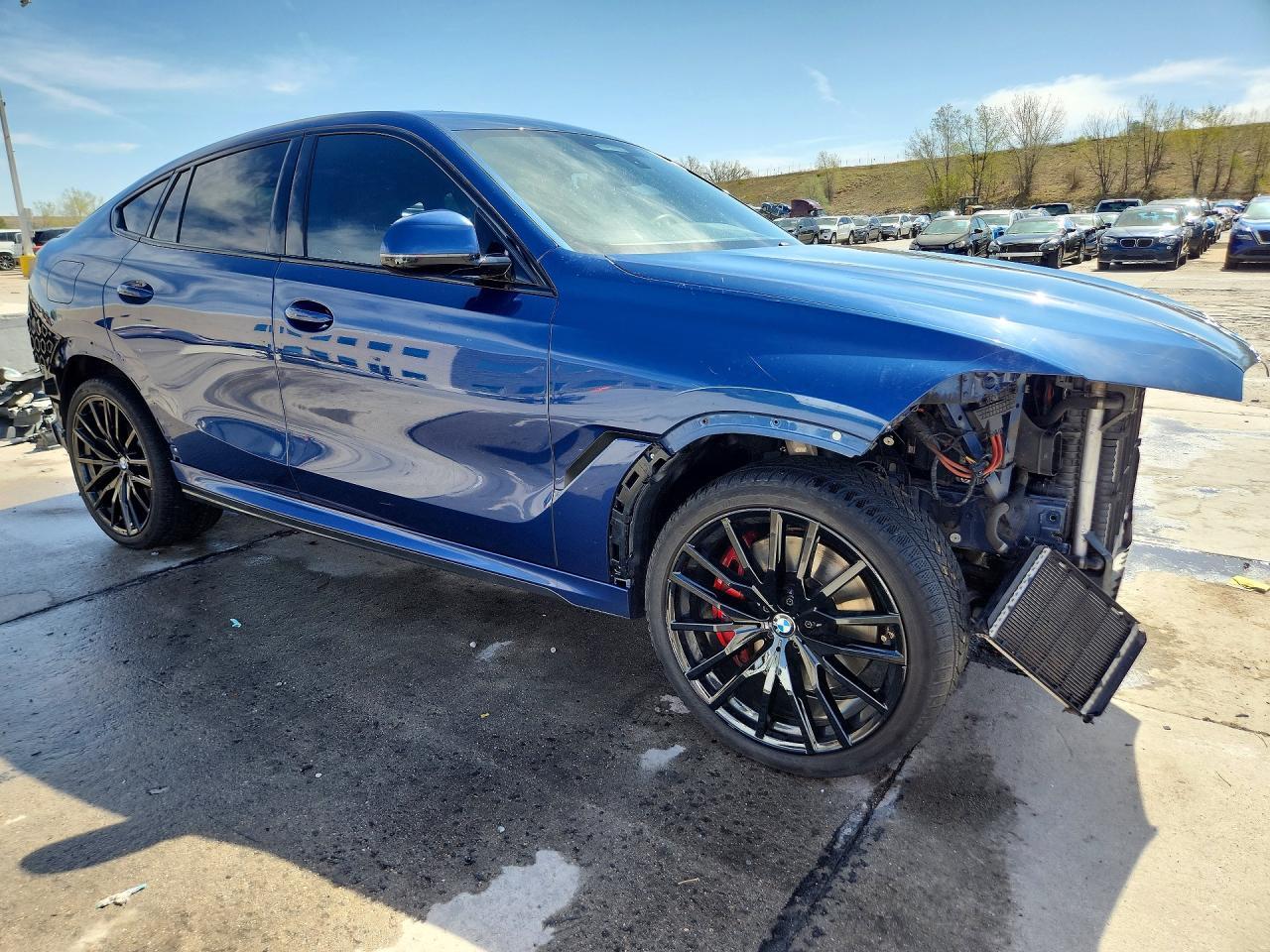 2022 BMW X6 M50I - zdjęcie 4