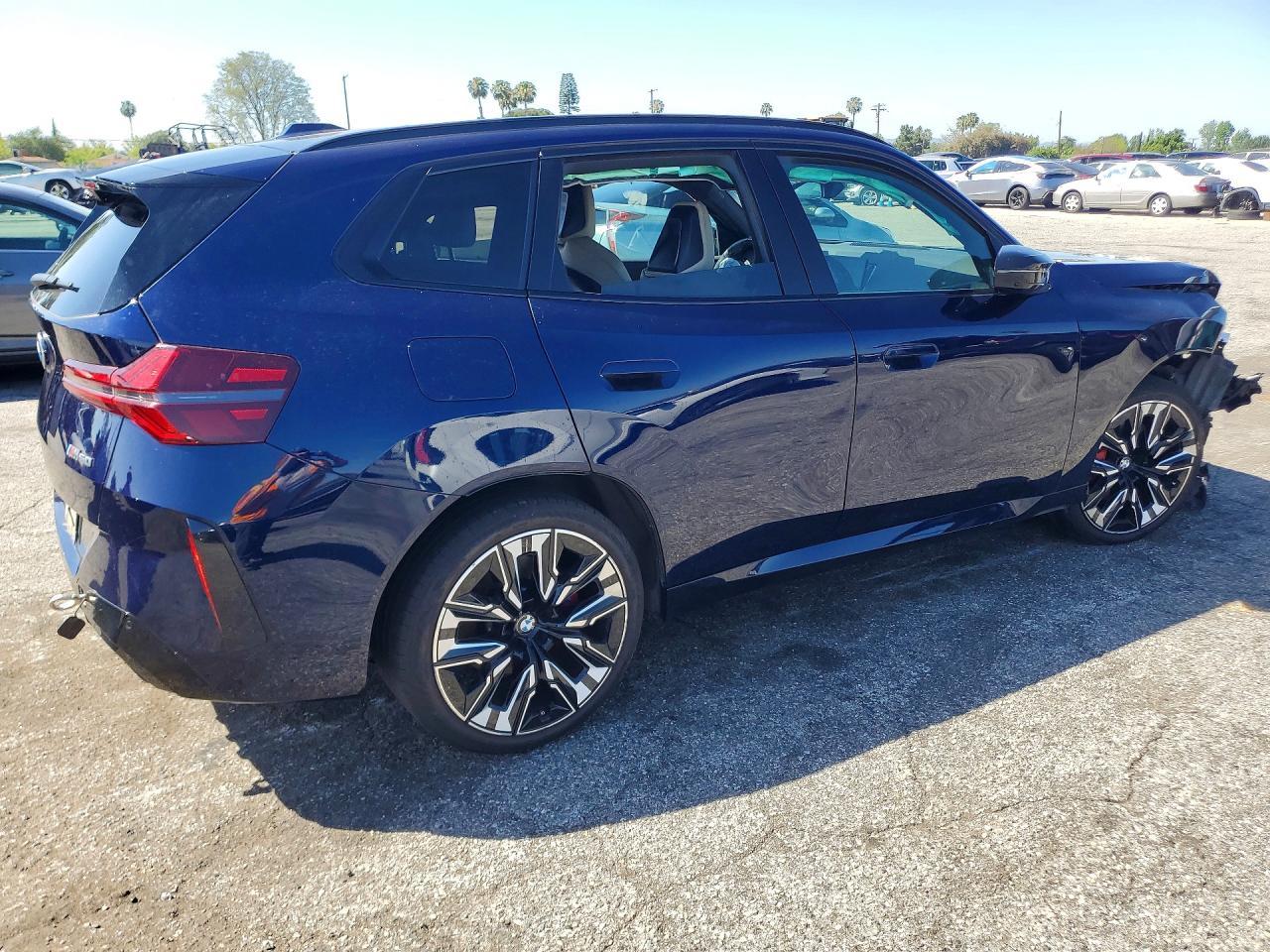 2025 BMW X3 M Competitio - zdjęcie 3