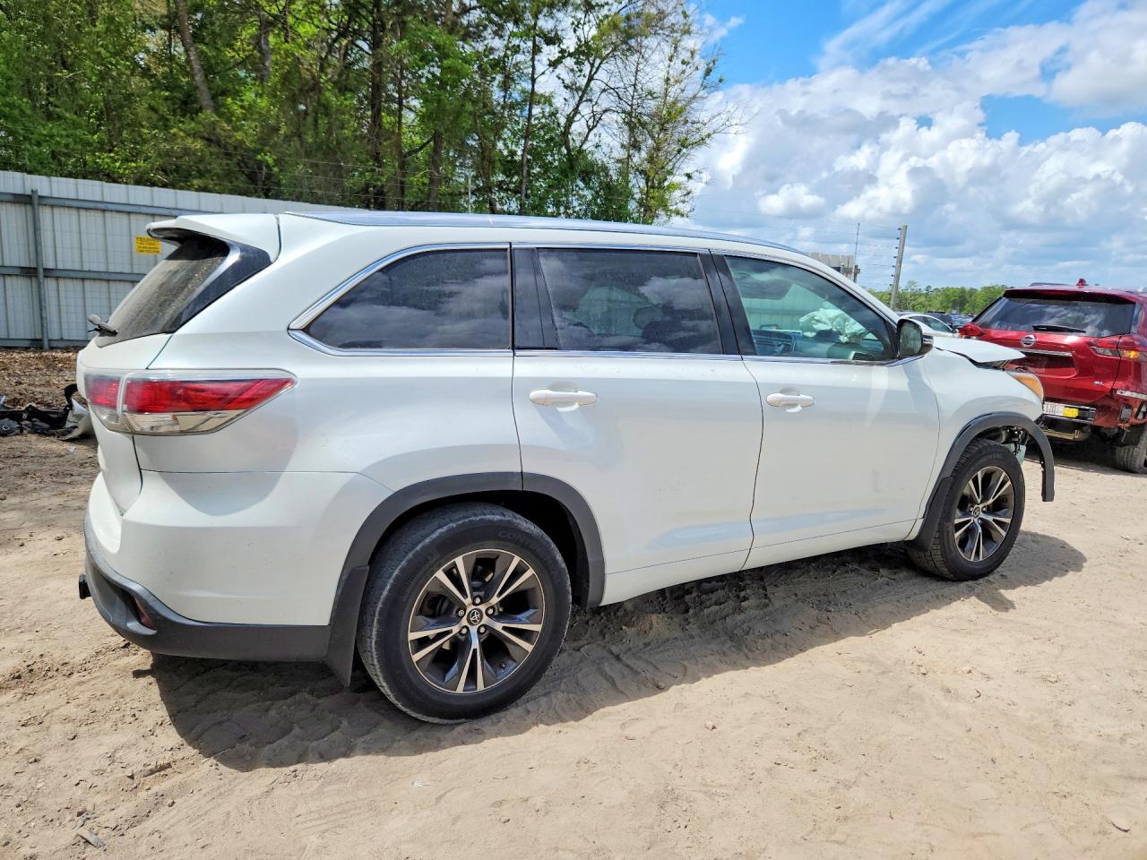 2016 Toyota Highlander Xle - zdjęcie 3