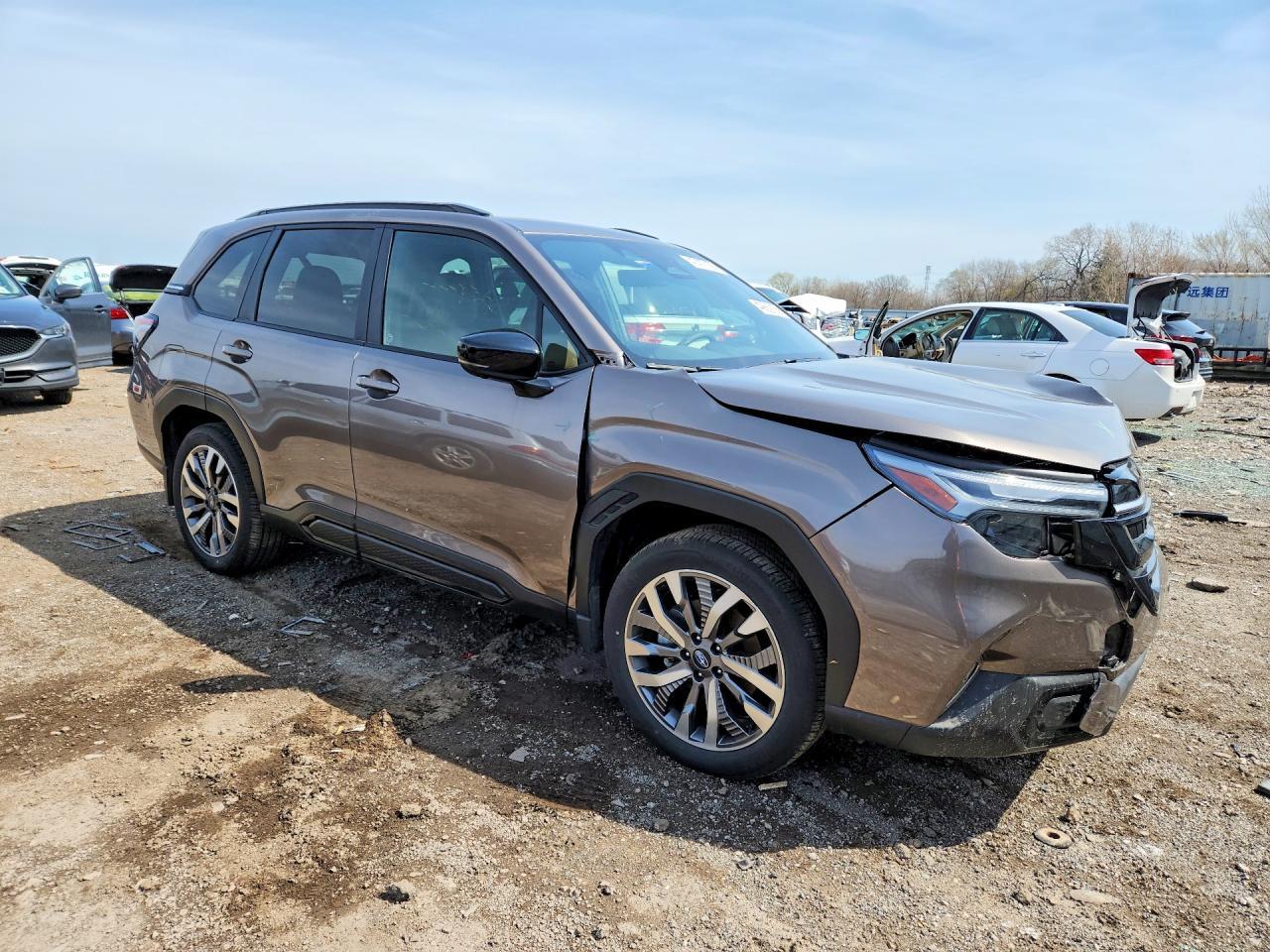 2025 Subaru Forester Touring - zdjęcie 4