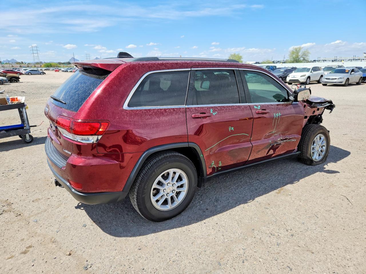 2020 Jeep Grand Cherokee Laredo - zdjęcie 3