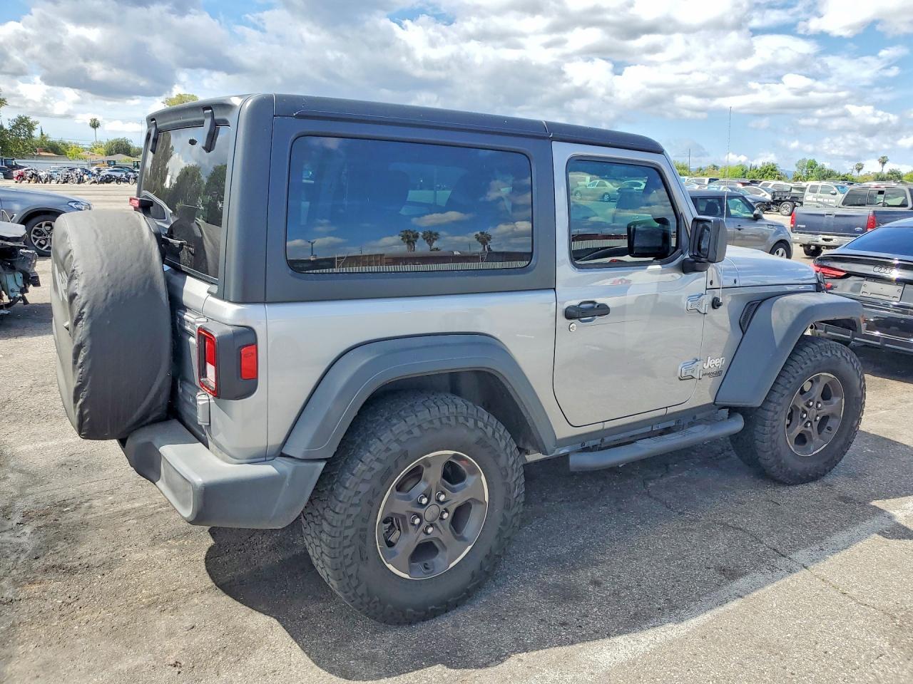 2019 Jeep Wrangler Sport - zdjęcie 3
