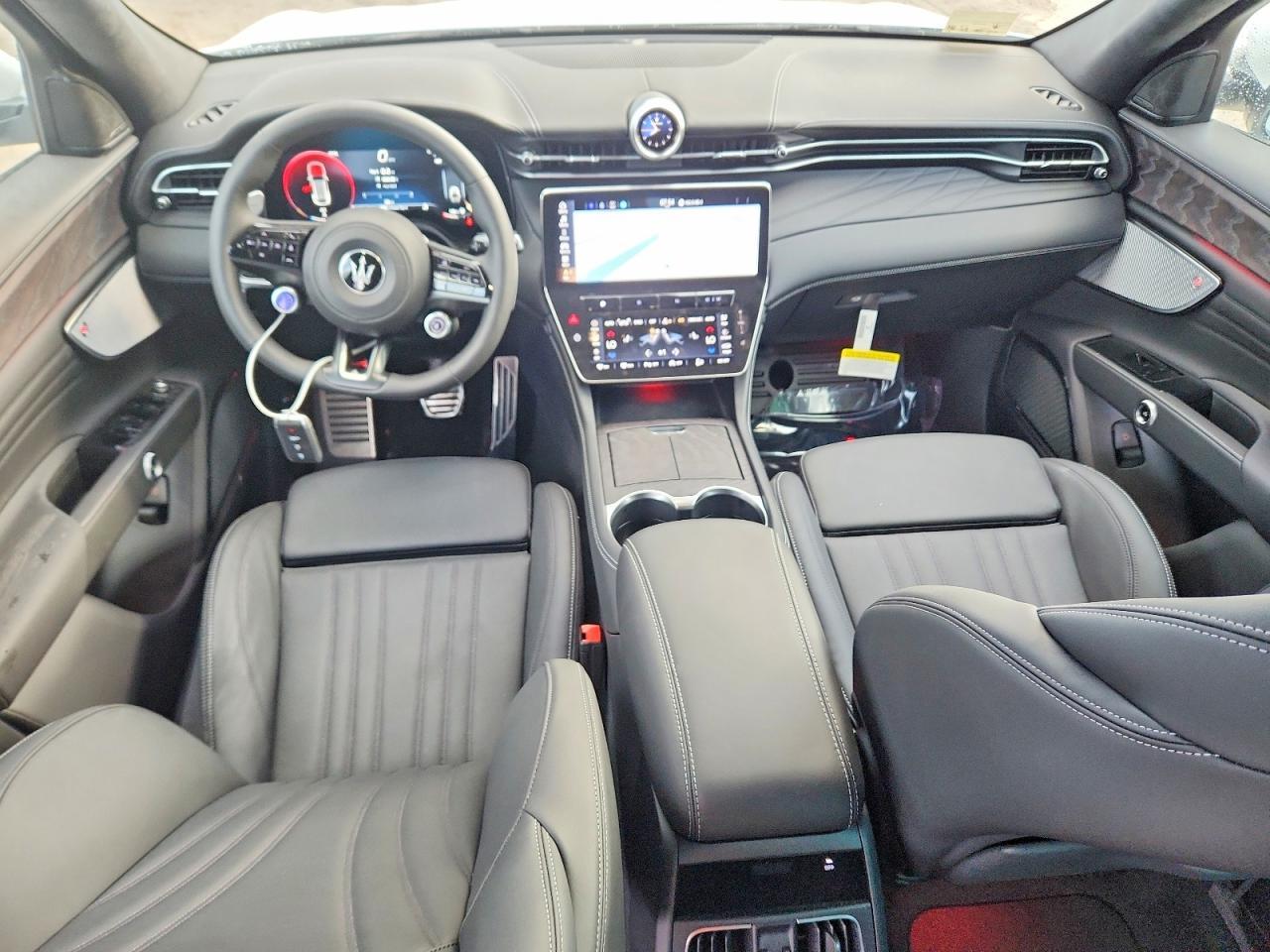 2026 Maserati Grecale Modena S - zdjęcie 8
