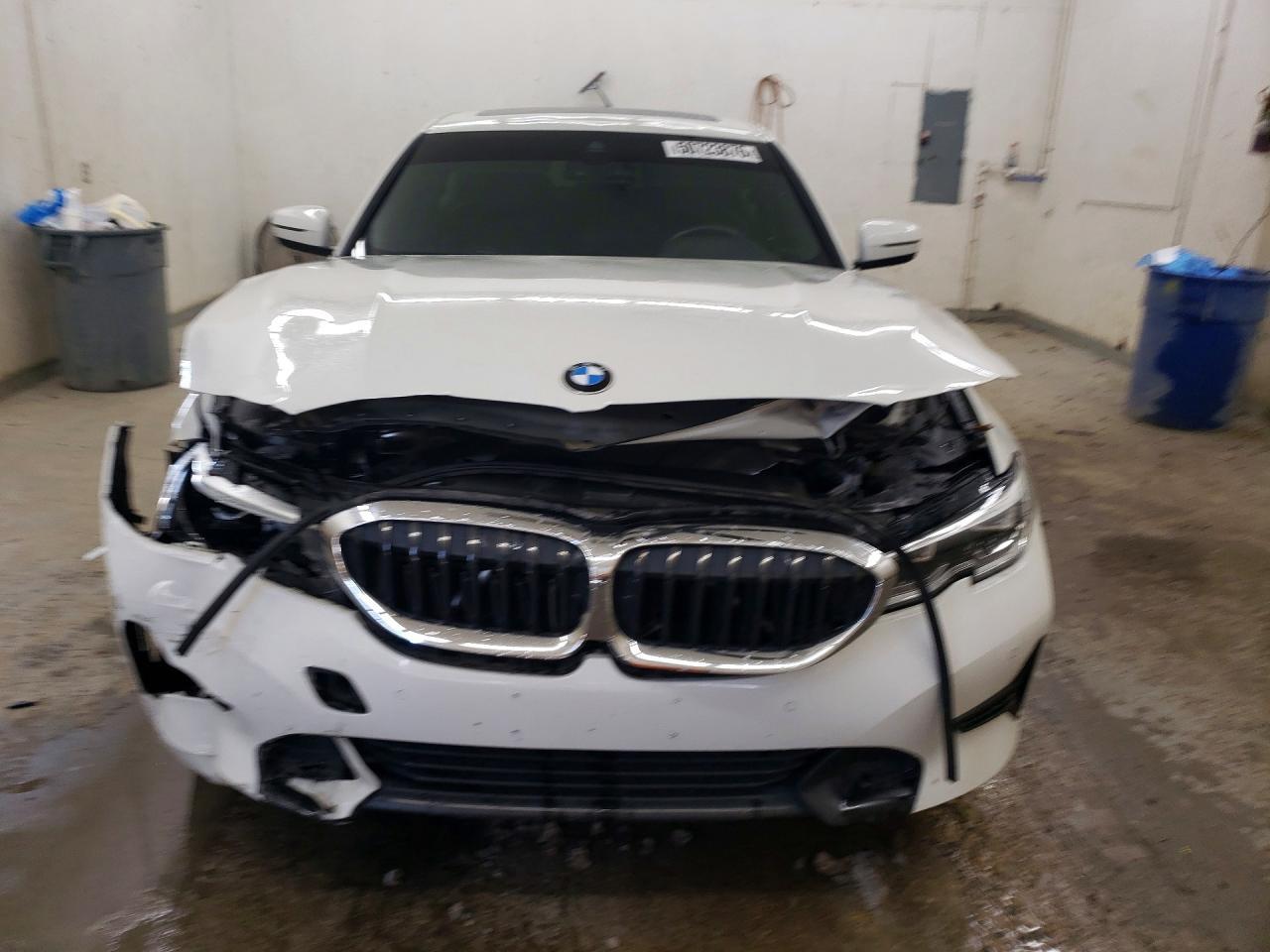 BMW Seria 3 - zdjęcie 5