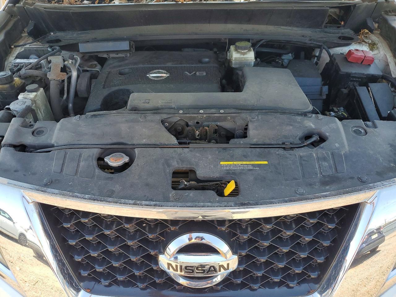 2014 Nissan Pathfinder S - zdjęcie 12