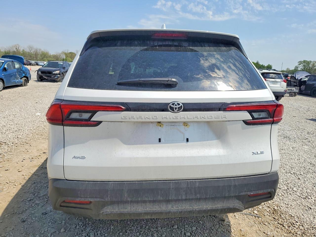 2026 Toyota Grand Highlander Xle - zdjęcie 6